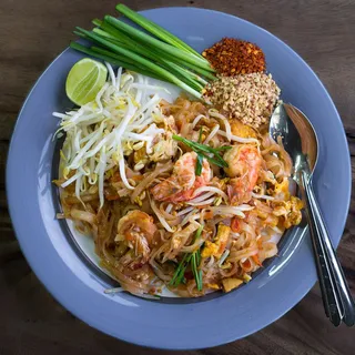 E03. Pad Thai Noodle