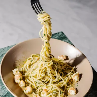 ramen and noodles, food