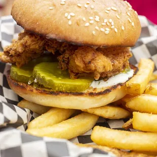 Fried chicken sandwich