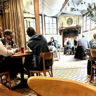 Cozy In The Dining Rm