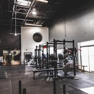 Powerlifting and Strongman friendly