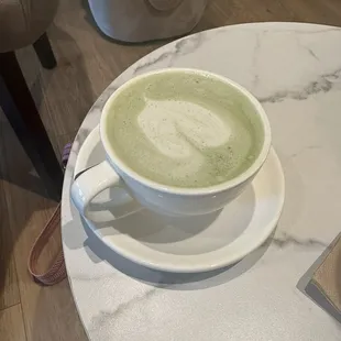 My friends drink with nice coffee art!
