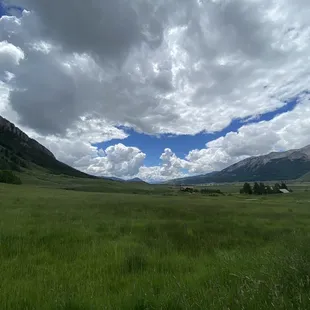 Trails like this are everywhere! I hope you love it as much as I do!!!