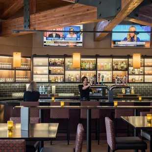 Elevations is a rustic Colorado bar and restaurant steeped in local flavors, libations and culture.