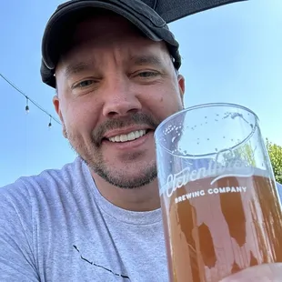 Their Bramble berry sour beer is excellent.   I love the vibe here.