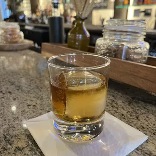 drink, oysters and mussels