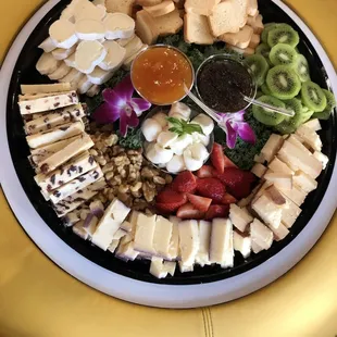 Cheese and fruit platter yummmmm