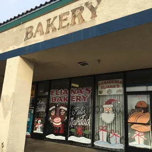 the outside of a bakery