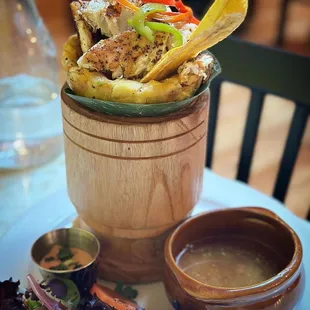 Mofongo relleno de filete de chillo