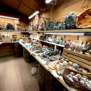 Elijah Mountain gem mine