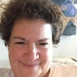 Lynn S.
