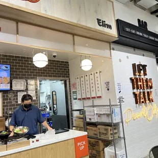 Back in Pearl City, gotta get my KFood fix