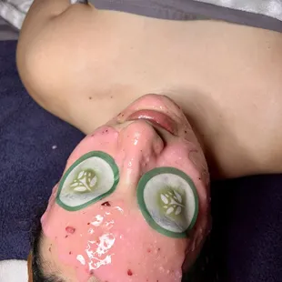 Facial with jelly mask