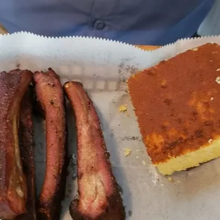 Ribs and cornbread