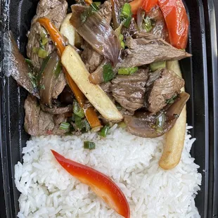 Lomo Saltado