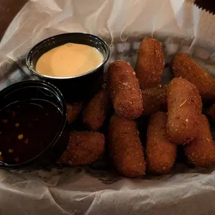 Hushpuppies