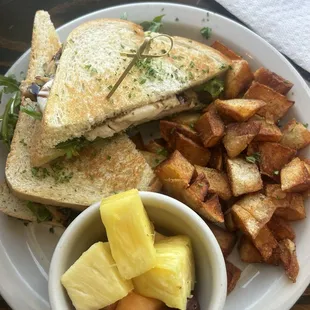 Chicken Pesto Sandwich