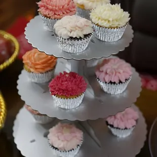 Combination cup cakes