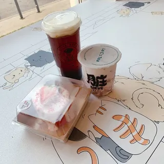 Taro Latte with Coconut Pudding