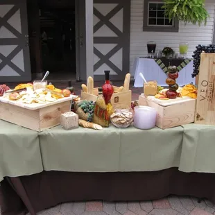 Appetizers outside before dinner