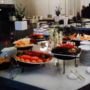 Chef Robert Rodriguez has done  few home parties for me! His crew are polite and friendly people!