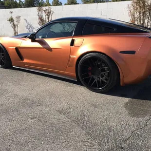 Custom paint on this Vette .