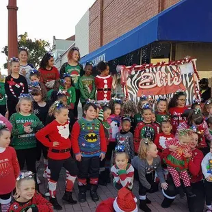 Antioch Christmas parade 2016