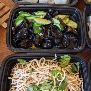 10. Fresh Cilantro Bean NoodleSpicy)