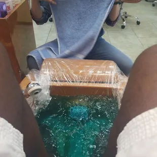 Spa chair with first class service. Sanitary bag for decreased chance of fungal infections.