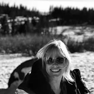 Yvonne C.