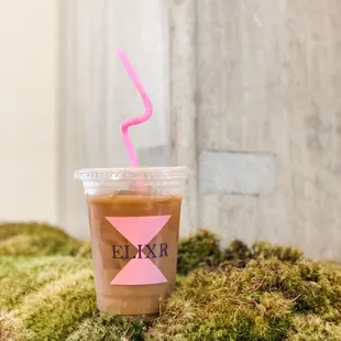 Cold brew with 2 pumps sugar free vanilla and a splash of oatmilk
