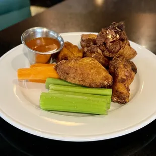 Cajun Dry Rub with side of Buffalo sauce. Always a winning combo!!!