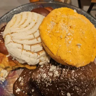 Una Conchita Blanca, un Puerquito muy sabroso