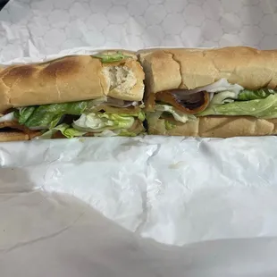 Tasty sandwich and larger than I expected to be for the price