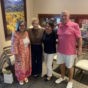 We love, when two of our favorite people come by to visit.