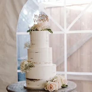 a three tiered wedding cake