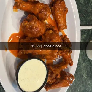 food, chicken wings, chicken, bbq wings, fried chicken, fried chicken wings, poultry, bbq chicken, chicken wings and fried chicken
