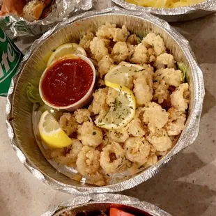 Fettuccine Alfredo, calamari (lightly fried with extra lemon) and the caprese salad.