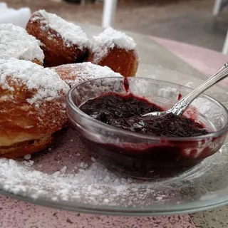 Beignets & Jam