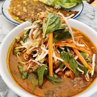 Dan Dan Noodles Banh Xeo  @phidingthefam