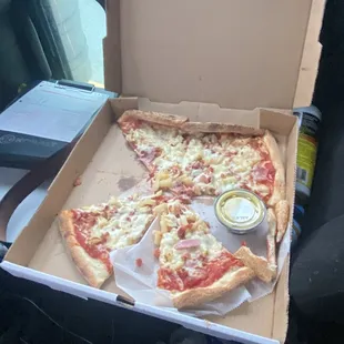 Ham pineapple pizza