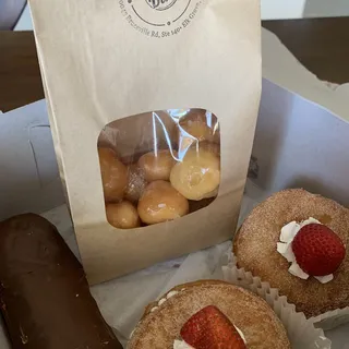 1 Regular Dozen Donut Holes
