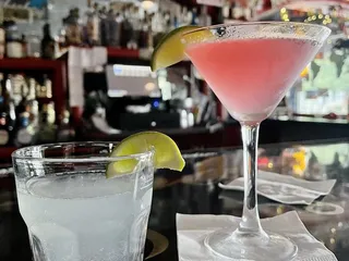 Babe's Lounge