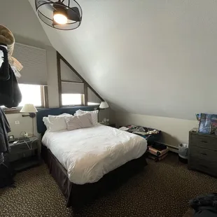 Queen room, 3rd floor