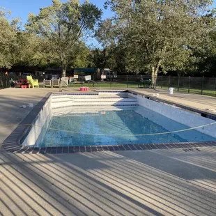 Swimming Pool (Closed)