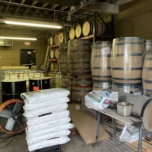 The distillery offered bourbon tour (we did not do this).