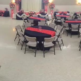 Banquet Room at Hanford Elks Lodge. Great for wedding, parties, ceremonies and more.  Seat up to 200 guests