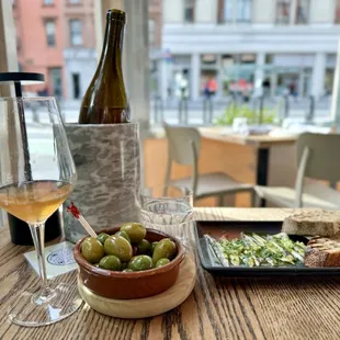 Boquerones with olives and a nice Rioja.