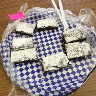 Love their brownies for lunch!