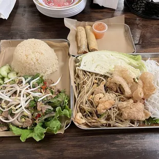 Laab and also style papaya salad